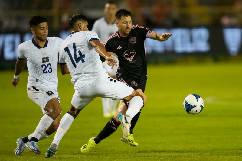 Messi Disputa Sus Primeros Minutos Del A O En El Empate De Inter Miami