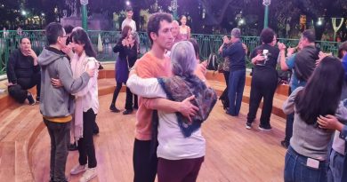 El tango llega al Natatorio Juan Domingo Perón con clases gratuitas