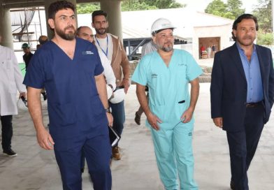 El Hospital San Bernardo inauguró la primera farmacia pública para la preparación de medicamentos endovenosos