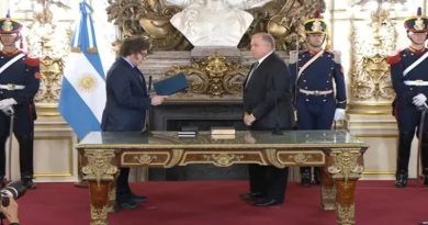 Gerardo Werthein renunció a la Cancillería y comienza el recambio en el Gabinete Gerardo Werthein renunció a la Cancillería y comienza el recambio en el Gabinete