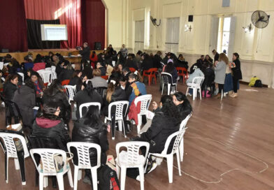 Capacitan a docentes para fortalecer la convivencia escolar en espacios de educación no formal