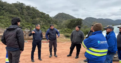 Aguas del Norte realizó el mantenimiento y actualización del sistema de control de algas en El Limón