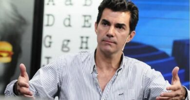 El fiscal Ramos Ossorio confirmó que las pericias no hallaron proyectiles en el vehículo de Urtubey El fiscal Ramos Ossorio confirmó que las pericias no hallaron proyectiles en el vehículo de Urtubey