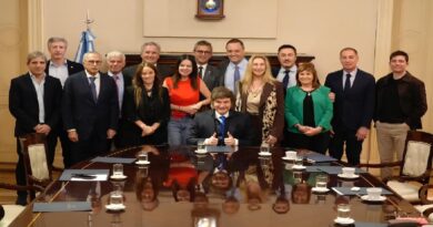 Sueldos del Gabinete de Javier Milei: subieron de más de $3.500.000 a superar los 7.200.000 y los ministros casi recuperan dos años de inflación