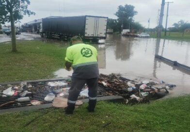 Lluvias en la ciudad: el municipio retiró más de una tonelada de basura de los desagües