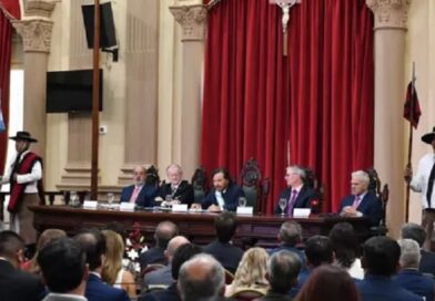 El gobernador Gustavo Sáenz brindó el informe de gestión en la 128 Asamblea Legislativa