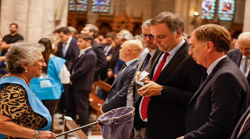 “Lo peor de la casta”: Villarruel se bajó del homenaje a Francisco para no sacarse una foto con Adorni