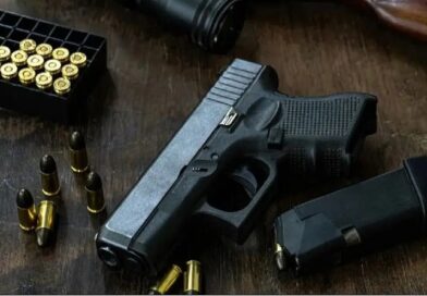 La Policía de Salta secuestró armas y material explosivo durante un allanamiento en Villa Las Rosas