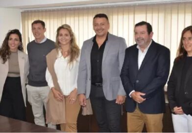 Convenio de finalización de estudios: Educación firmó con la minera Mansfield por sus empleados