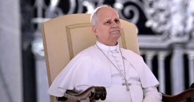 El papa León XIV apuntó de nuevo contra Donald Trump y dijo que el mundo no puede ser gobernado por «tiranos»