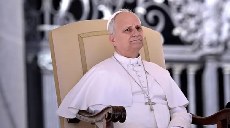 El papa León XIV apuntó de nuevo contra Donald Trump y dijo que el mundo no puede ser gobernado por «tiranos»