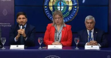 Monteoliva y Pullaro brindaron detalles sobre el crimen en la escuela: «Estamos frente a culturas digitales fascinadas con los asesinatos»