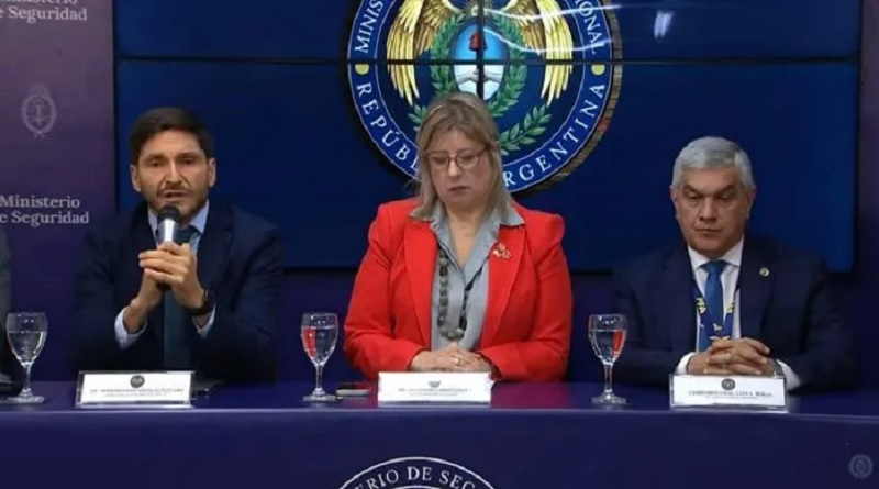 Monteoliva y Pullaro brindaron detalles sobre el crimen en la escuela: «Estamos frente a culturas digitales fascinadas con los asesinatos»