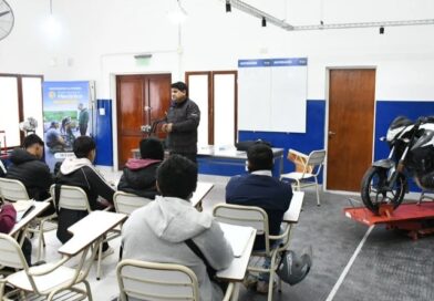 La Escuela Municipal de Mecánica cerró su primera semana con asistencia plena