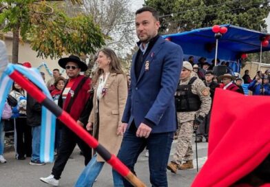 Madile encabezó un desfile cívico-militar en conmemoración por el 205° aniversario del fallecimiento del Gral. Güemes