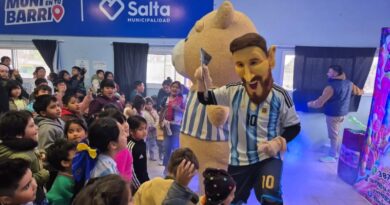Familias de Gauchito Gil disfrutaron de un gran show de payasos