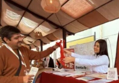 Salta despliega su oferta turística en la Fiesta Nacional del Poncho