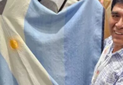 Un poncho salteño viajará a Japón tras una destacada participación en la Fiesta Nacional e Internacional del Poncho