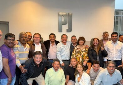EL PRESIDENTE DEL PARTIDO JUSTICIALISTA Julio Argentino San Millán y Miembros del CONSEJO PROVINCIAL MANTUVIERON UN ENCUENTRO CON  EX INTENDENTES EN EL CAMINO DE LA REUNIFICACIÓN del PJ