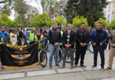 Integrantes de Motoristas de Emergencia Policial y de Seguridad Urbana peregrinaron hasta la Catedral Basílica