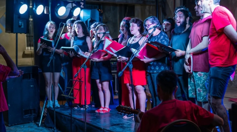 Una noche a puro canto coral llega al Centro Cultural Dino Saluzzi